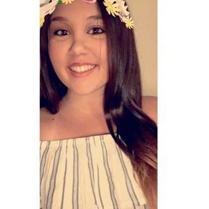 Meet your Posher, Mackenzie